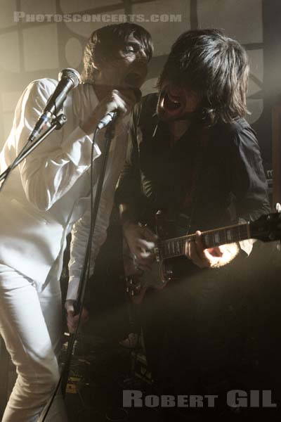 HUSHPUPPIES - 2008-11-08 - PARIS - La Maroquinerie - 